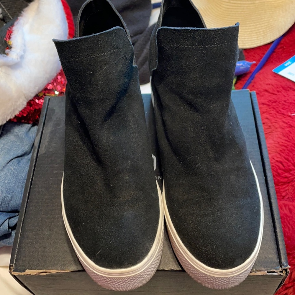 Steve Madden wedge booties
